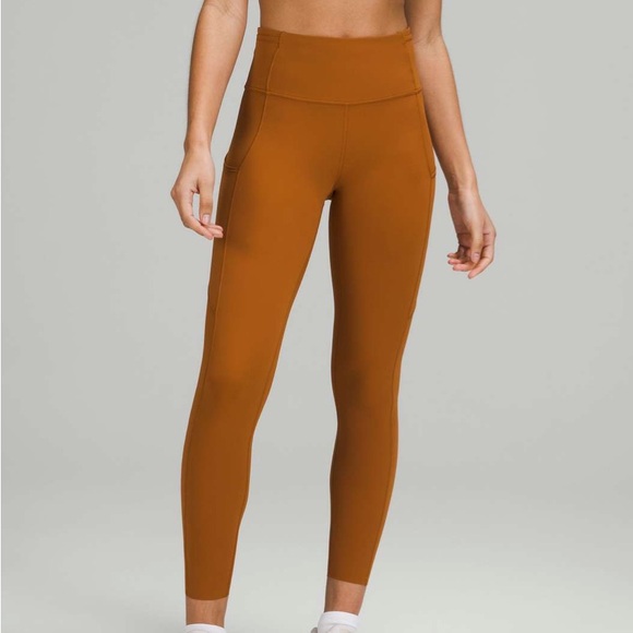 Lululemon Fast and Free High-Rise Tight 25"
Butternut Brown - Picture 4 of 9